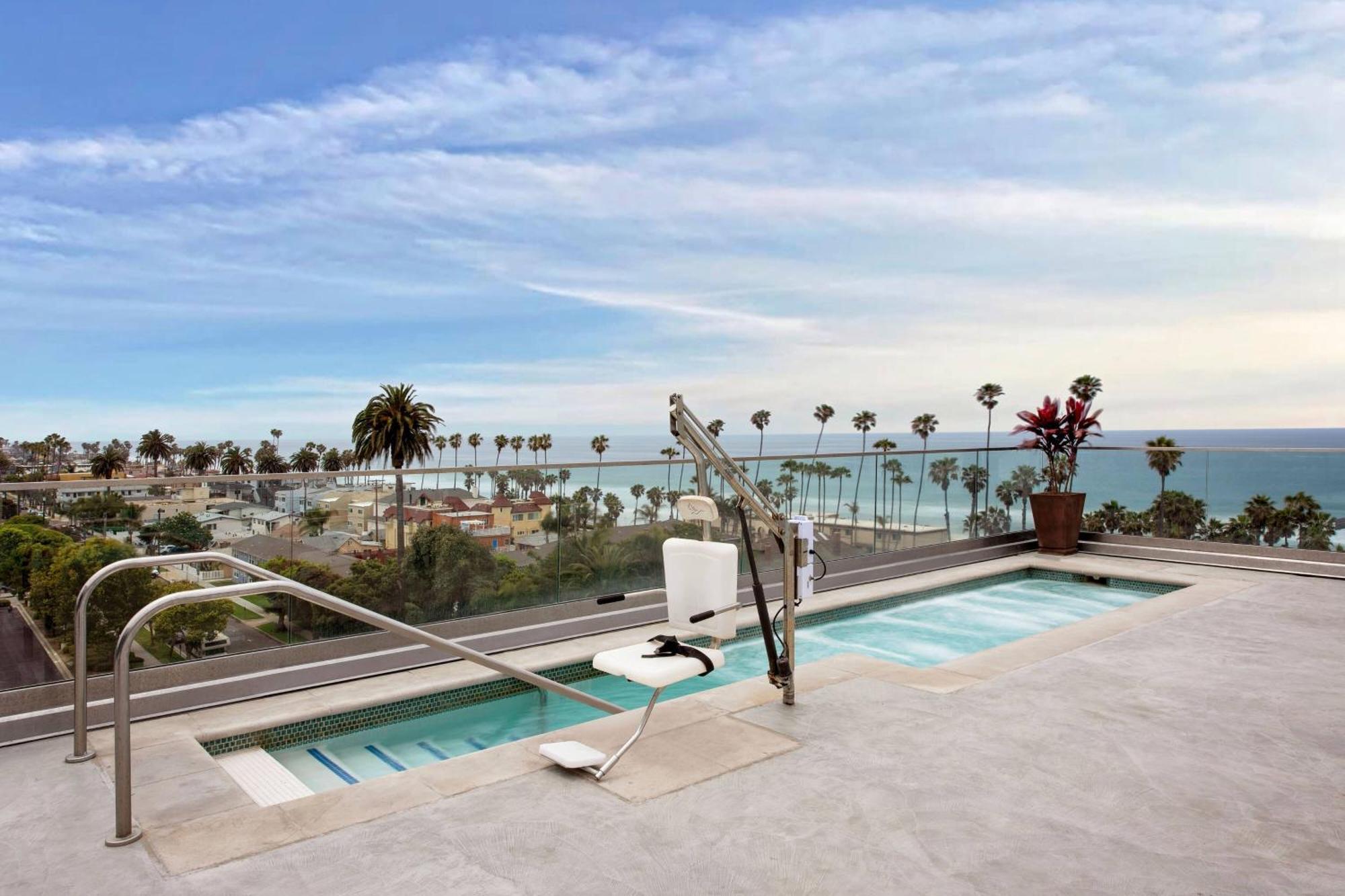 Springhill Suites By Marriott Oceanside Beach Экстерьер фото