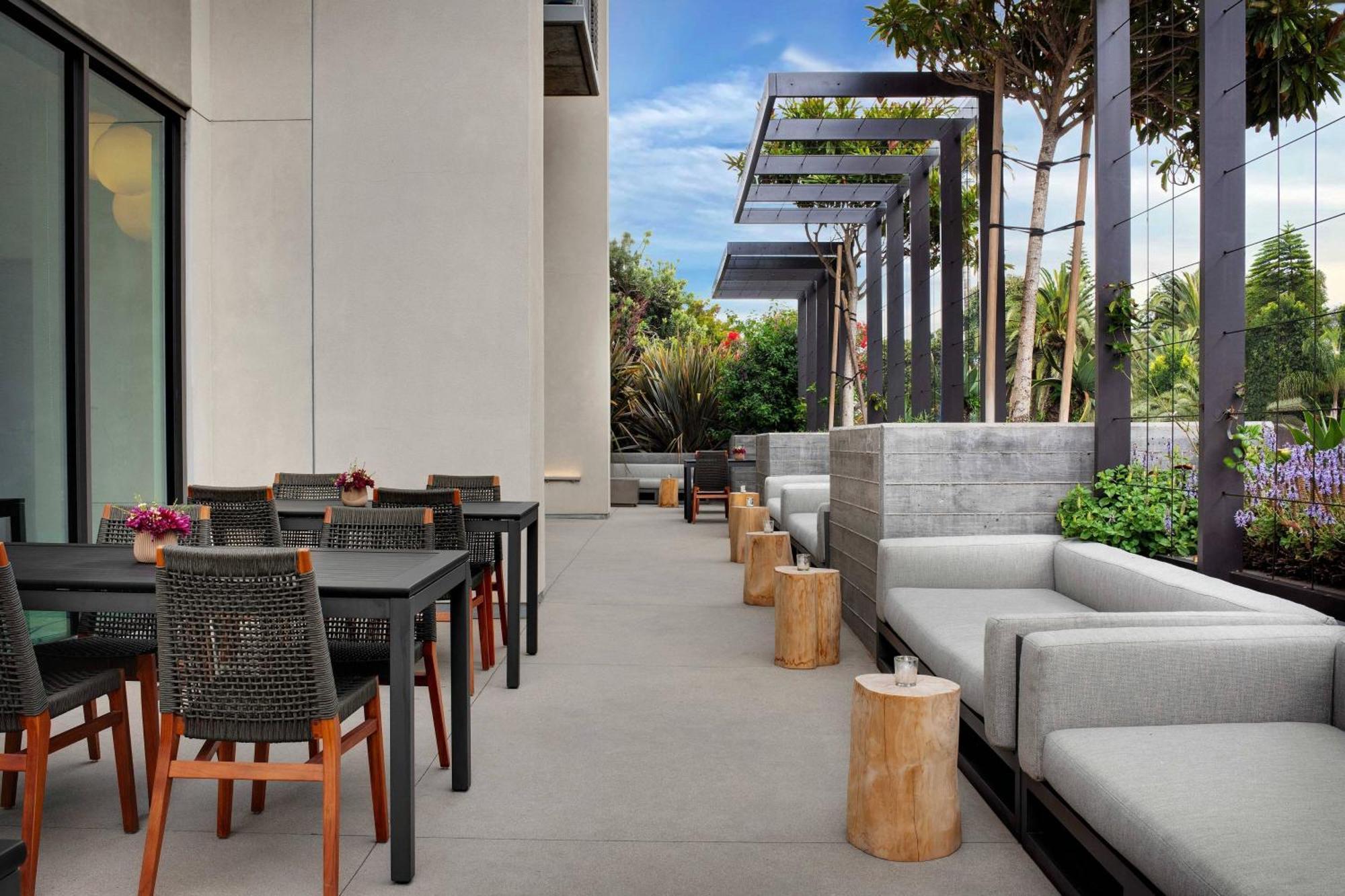 Springhill Suites By Marriott Oceanside Beach Экстерьер фото