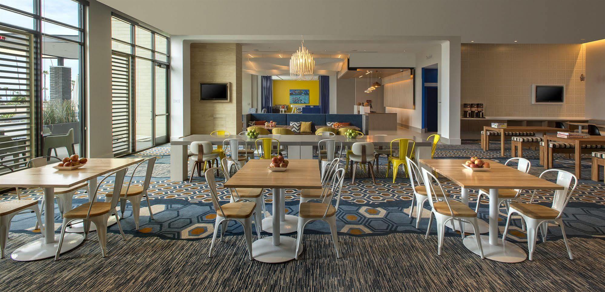 Springhill Suites By Marriott Oceanside Beach Экстерьер фото
